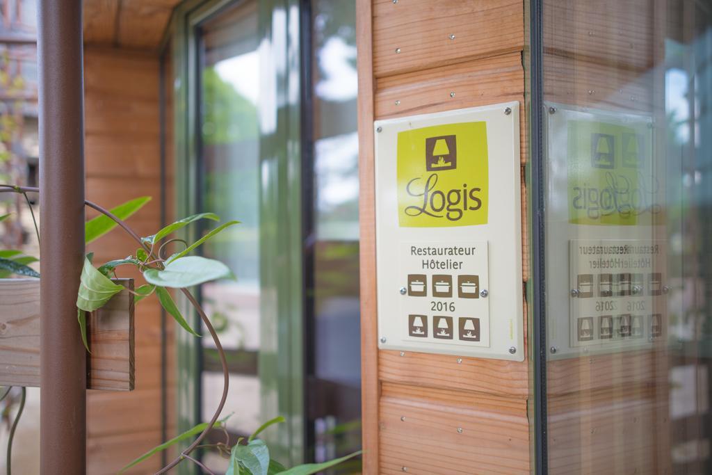 Logis Domaine Du Moulin Cavier Hotel Avrillé Екстериор снимка