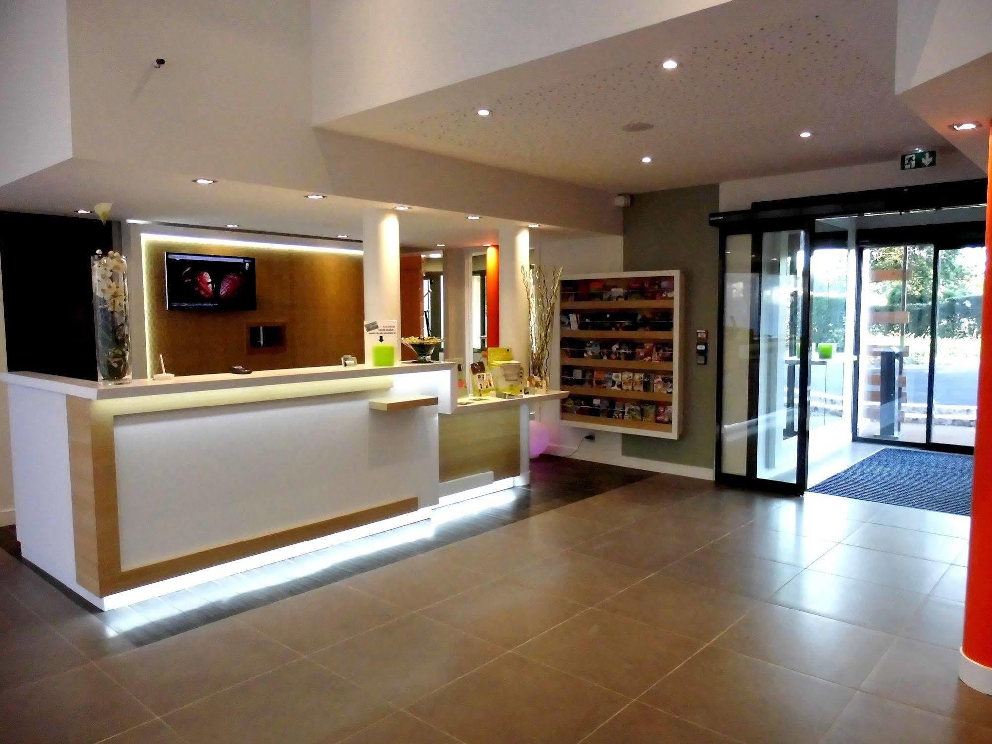 Logis Domaine Du Moulin Cavier Hotel Avrillé Екстериор снимка